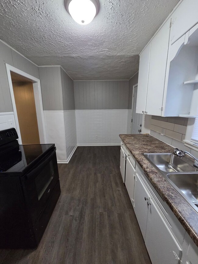 Photo - 1521-1527 W Merton St Unit 1525