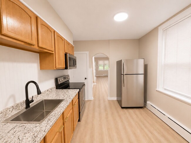 Photo - Move-In Ready 3BR/1BA in Elmwood — Housing Choice Vouchers Welcome