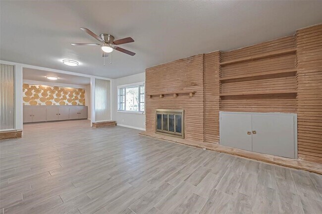 Photo - 2511 Maroneal St