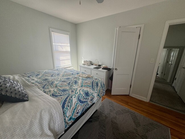 Photo - 5701 Lyndale Ave S Apartment Unit 4