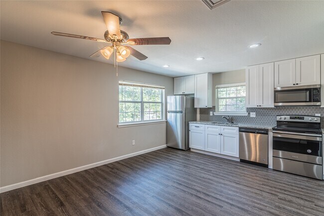 Photo - 3102 Wentworth St Unit 3