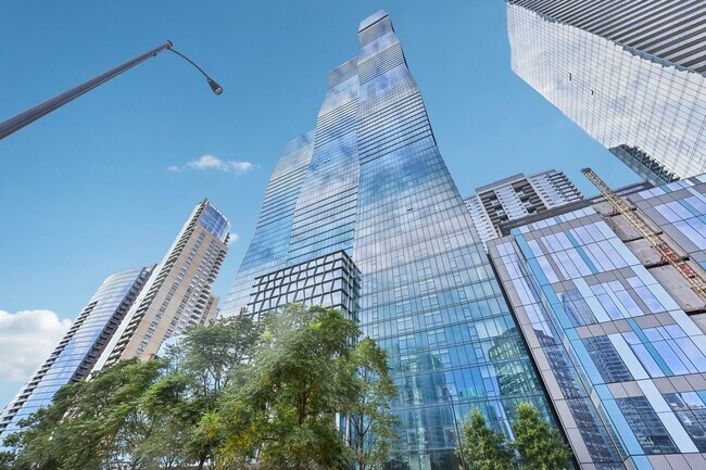 Building Photo - 363 E Wacker Dr Unit 2204