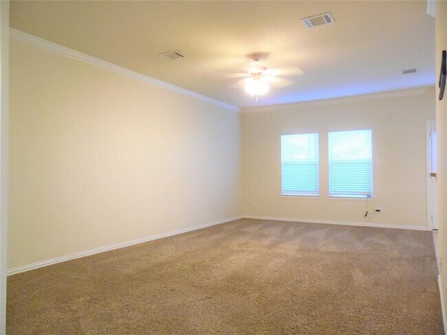 Photo - 5106 Gable Ln