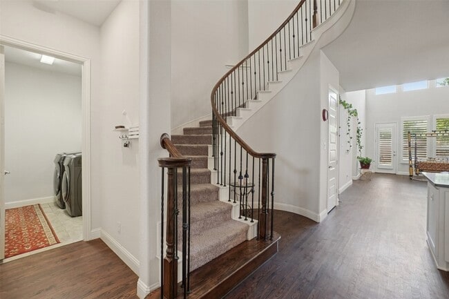 6209 Verbena Ln