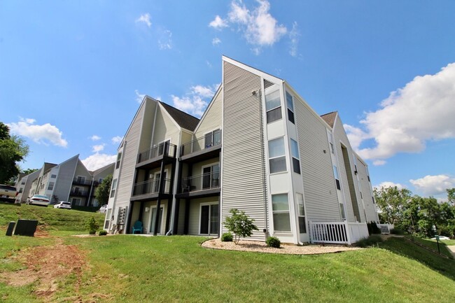 Photo - 1366 Hunters Rd