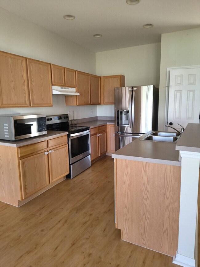 Photo - 25199 Chiclayo Ave