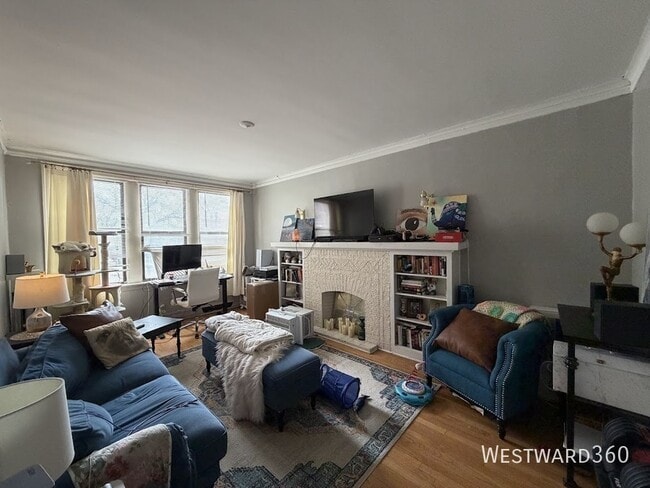 Photo - 6051 N Hermitage-1 Unit 1