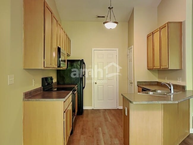 Photo - 7103 Morello Ln