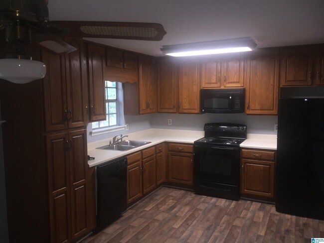 Photo - 516516 Windy Ln