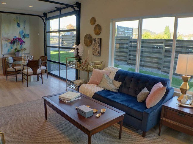 Family - 7217 N 5 Mile Rd