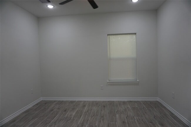 Photo - 9864 Arbor Oak