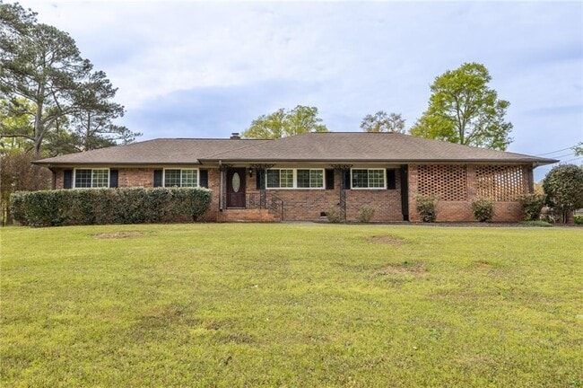 Building Photo - 318 Tyrone Rd