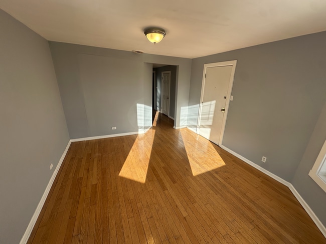 Photo - 2606 W Le Moyne St Unit 2