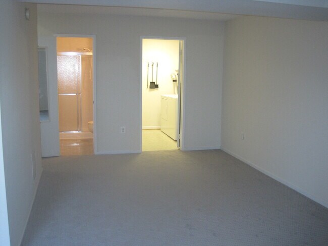 Photo - 2470 Ridgehampton Ct