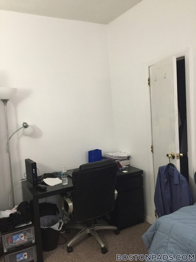 Photo - 28 S Huntington Ave Unidad 302