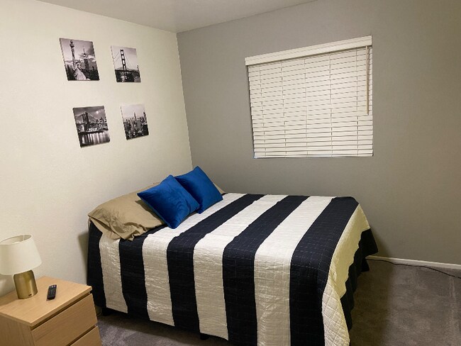 Photo - 1237 Lenrey Ave