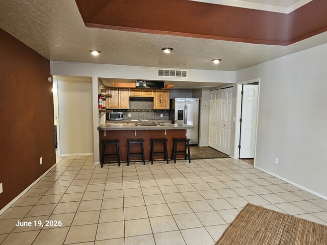 Photo - 1200 E River Rd