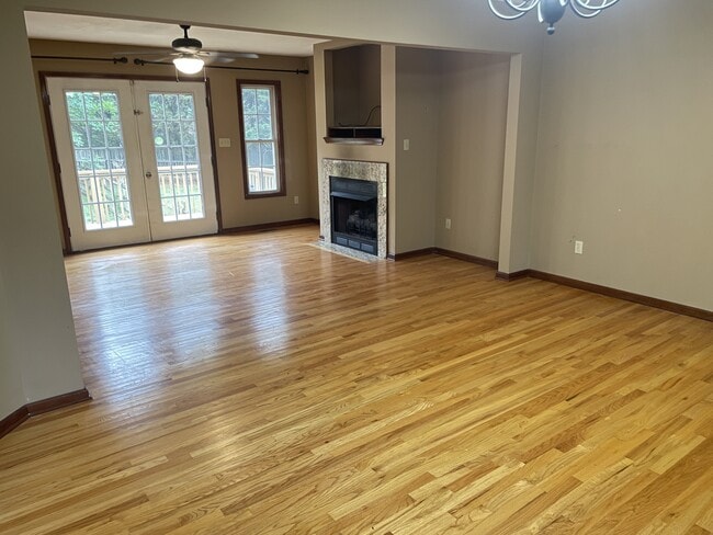 Photo - 1185 Eller Wood Dr