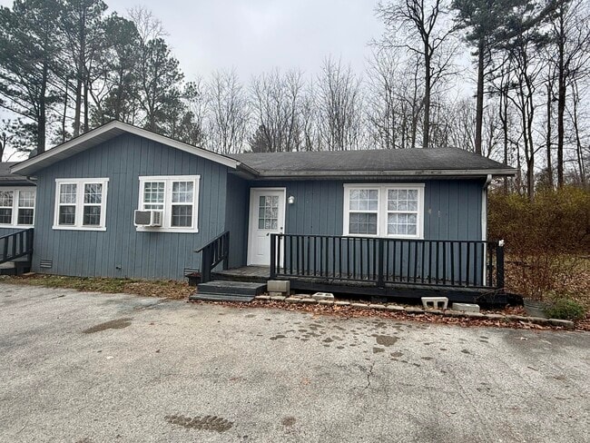 Building Photo - 51 Shields Ln Unit 4