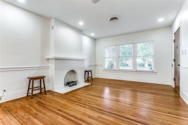 Photo - 4601 Pershing Ave