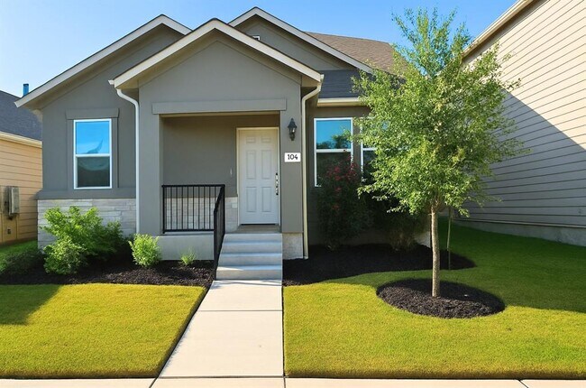 Photo - 104 Gracie Wy Casa