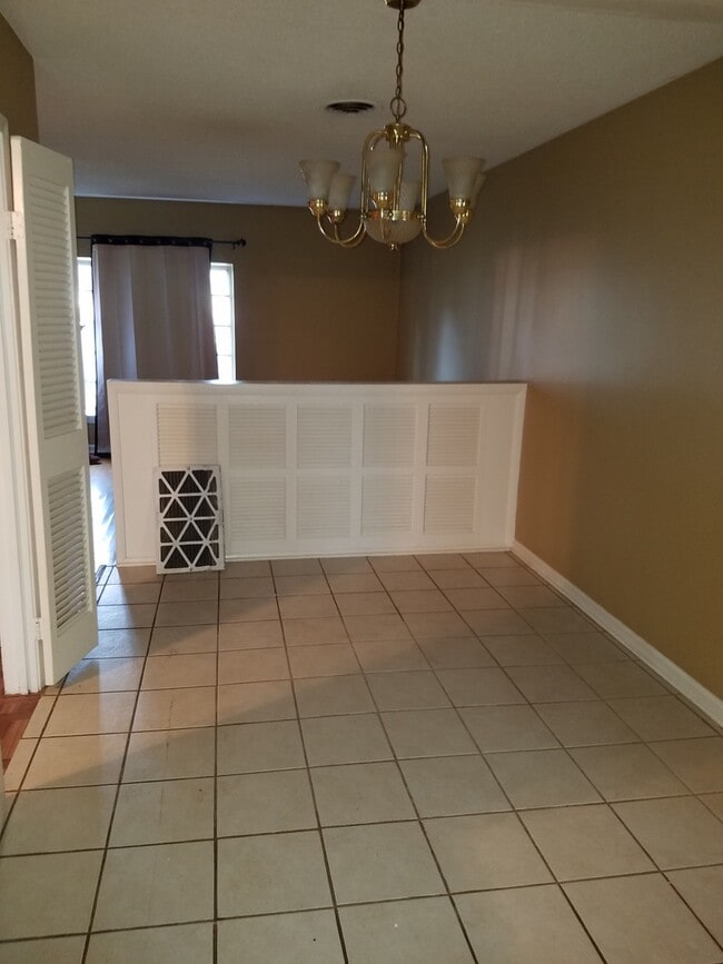 Photo - Updated 3BR 1.5 bat