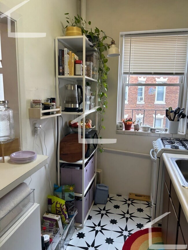 Photo - 229 Kelton St Unit 7