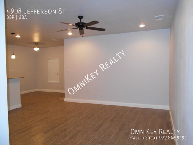 Photo - 4908 Jefferson St
