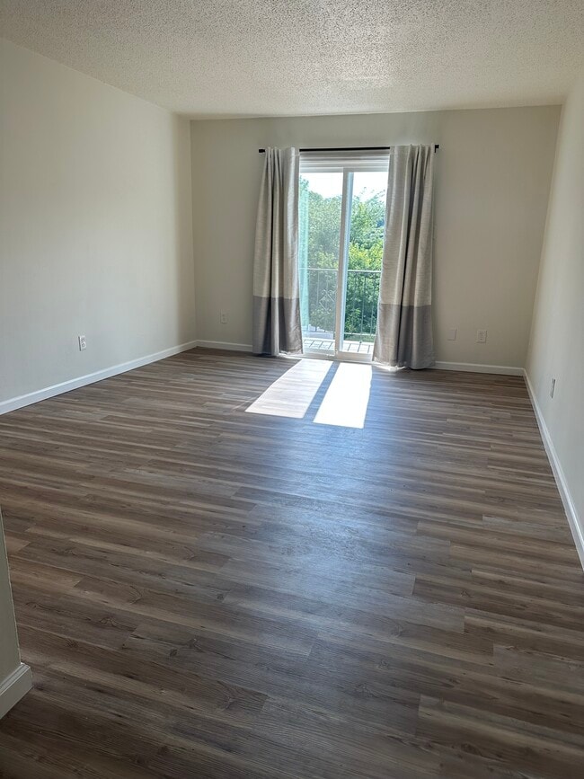 Photo - Westmoor Place 601 Unit 9