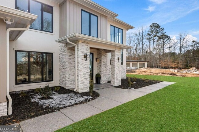 Photo - 4805 Moore Rd