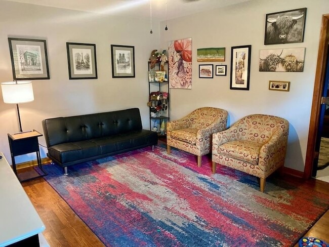 Photo - 306 Woodlawn Dr