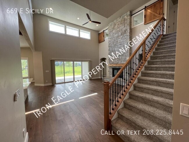 Photo - 669 E Sicily Dr