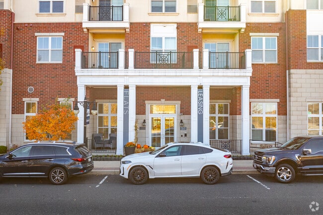 Leasing Office