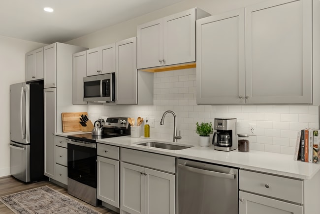 Photo - The Pointe at Overlook