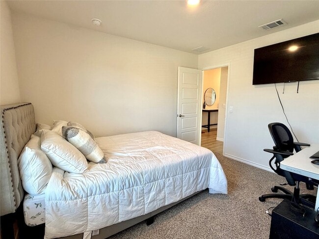 Photo - 7416 Raynor Pl