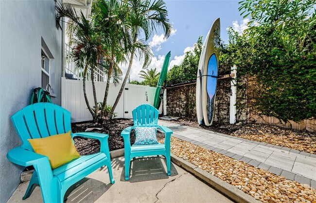 Photo - 2186 Edythe Dr Unit 11