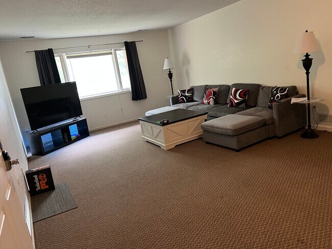 Photo - 209 B Ave E Unit 1