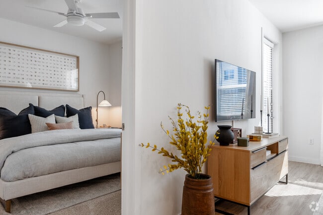 2BR, 2BA - 1,120SF