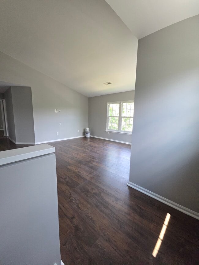 Photo - 903 Bennett Pl Unit Village Shires Condo