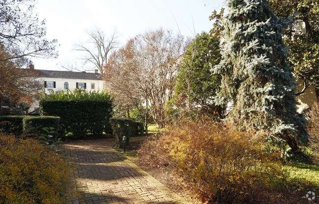 Grosvenor Gardens Apartments - Grosvenor Gardens Apartments