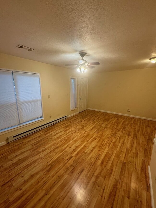 Photo - 3000 Broadway St Unit 16