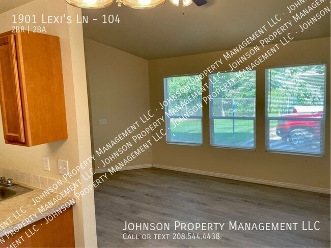 Photo - 1901 Lexi's Ln Unit 104