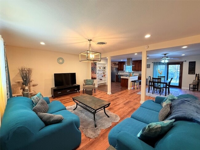 Photo - 7013 Meadowbrook Dr