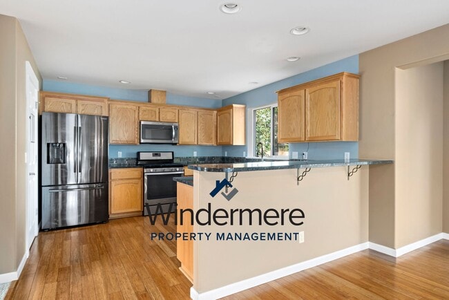 Photo - Beautiful 4 bedroom 2.5 bathroom home on large lot