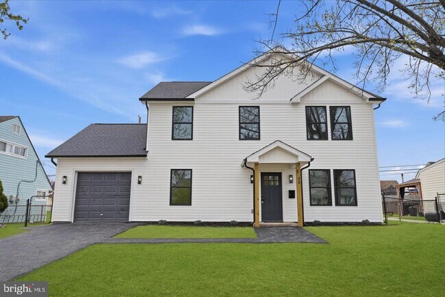 84 Ice Pond Rd