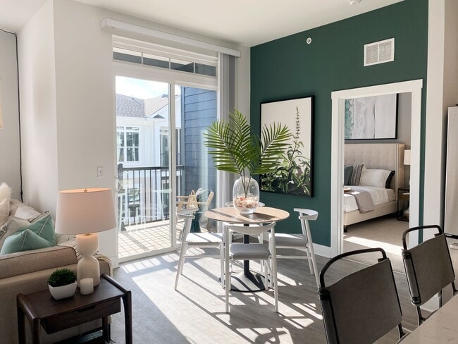 Photo - The Pearl at Marina Shores