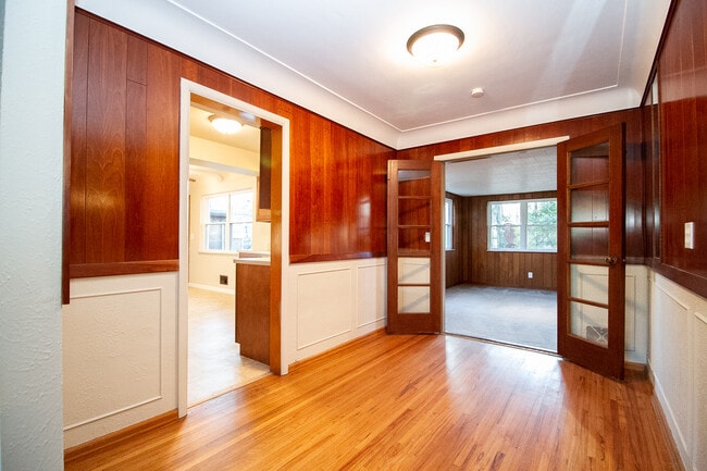 Photo - 5511 W Rowland Rd