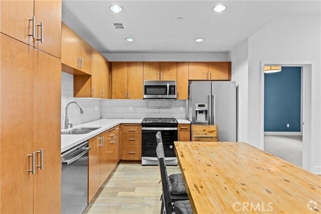 Building Photo - 13337 Beach Ave Unit 111 Rental