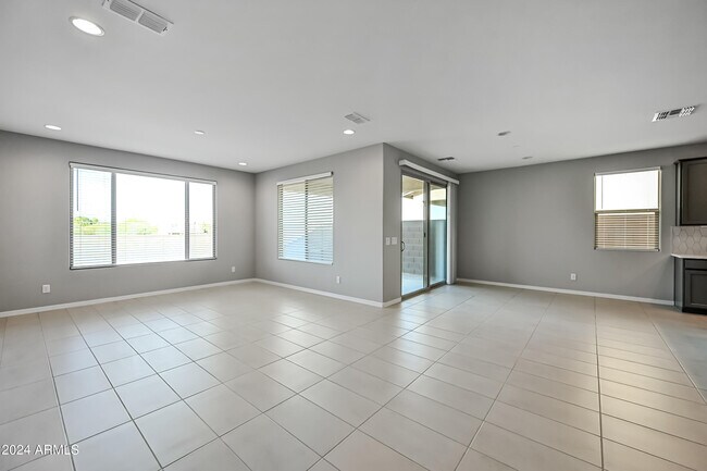 Photo - 7144 W Coles Rd