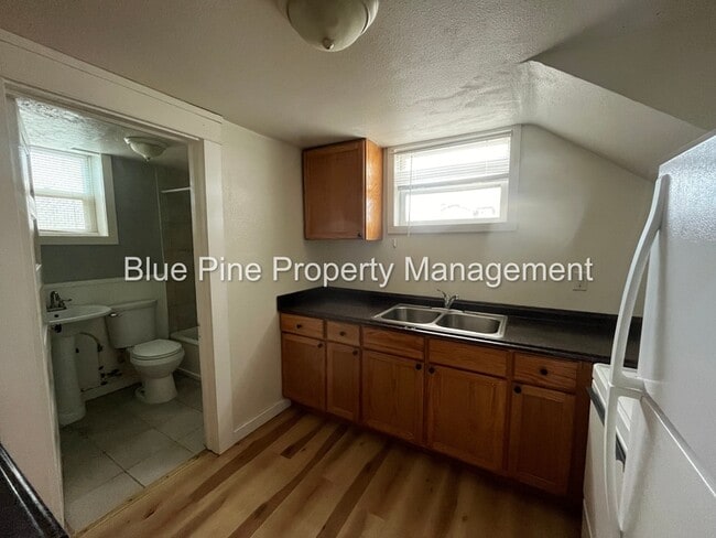 Photo - 1414 N Garfield Ave Unit 1